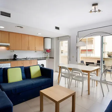 Enjoy Your Holidays With Us !!, Terrace 25m2 - 65m2 3 Bedrooms, Capacity 4-6pers, Wifi, Ideal To Digital Nomad Beach 5min Walking, 4 Pools, Parking Opt, Air Conditioning Apartment