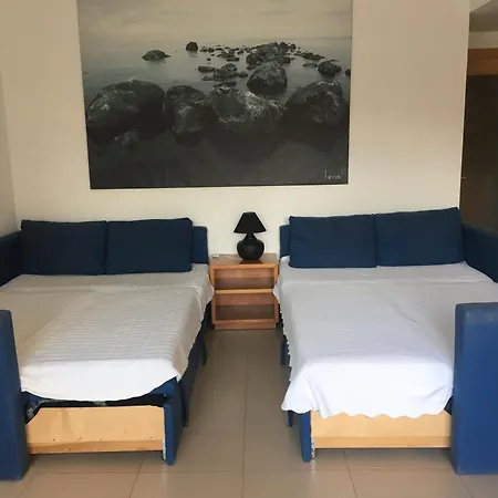 Enjoy Your Holidays With Us !!, Terrace 25m2 - 65m2 3 Bedrooms, Capacity 4-6pers, Wifi, Ideal To Digital Nomad Beach 5min Walking, 4 Pools, Parking Opt, Air Conditioning * Lloret de Mar